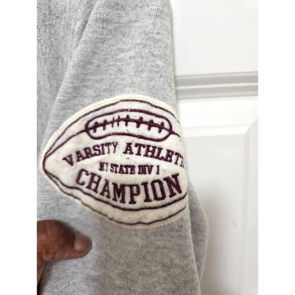 Champion Varsity Athletic Grey Sweatshirt With Patches & Embroidered Details Siz - Picture 4 of 9